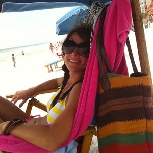 Meet your Posher, Johnica